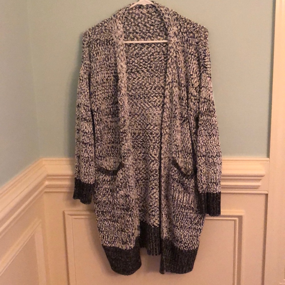 Women’s size M black/white cardigan